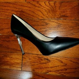 Mix No. 6   size 9 Black heel